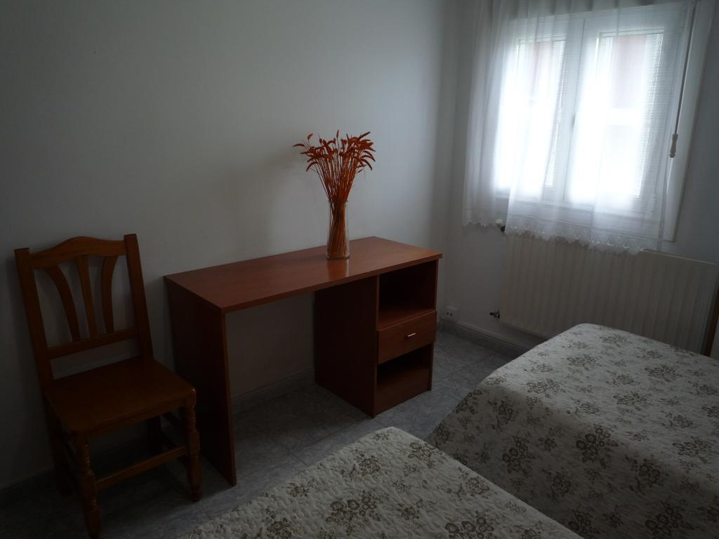 Hostal Residencia Ponte Vella Lugo Kamer foto